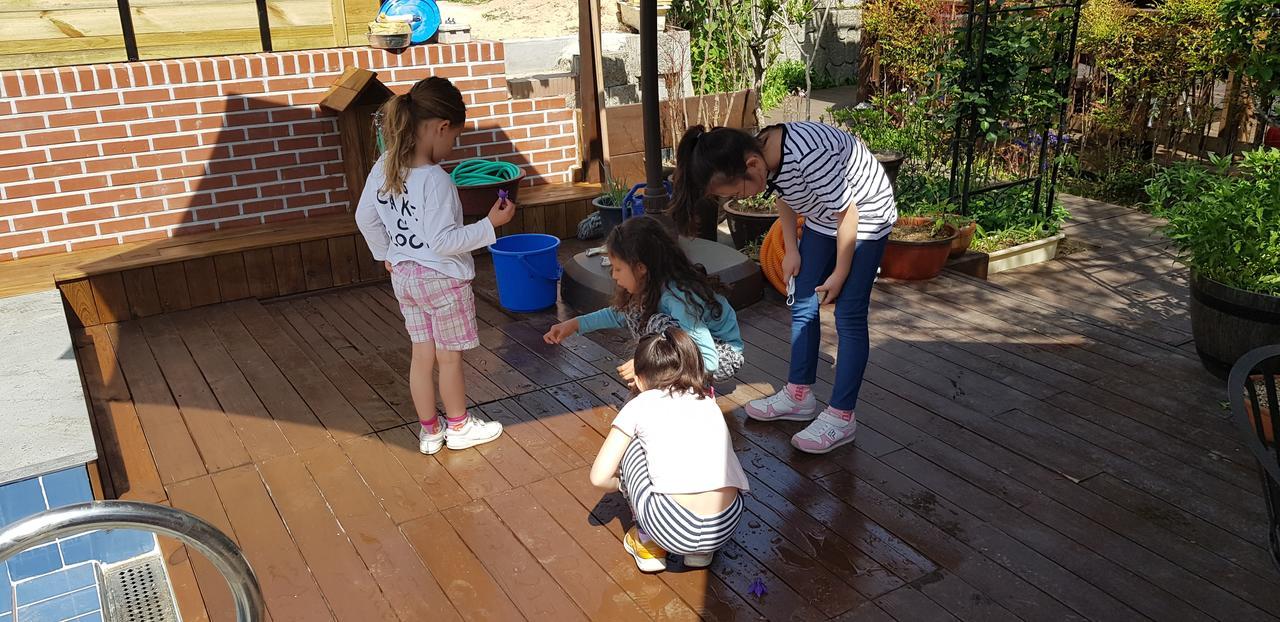 Gyeongju Tiamo Pension Ngoại thất bức ảnh
